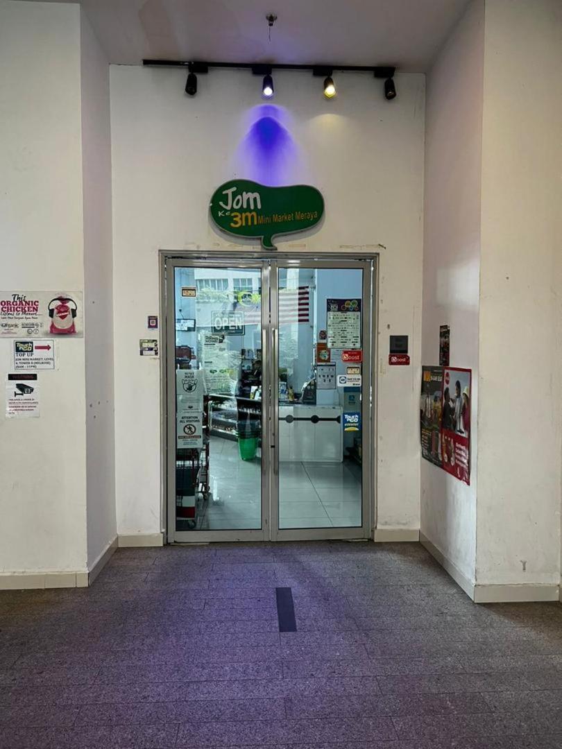 Regalia Modern Studio Kuala Lumpur Exterior photo